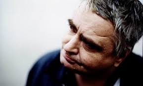 DANIEL JOHNSTON: «Vivo en el pasado»