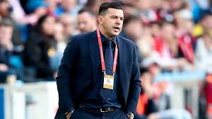 من جهة أخرى، تترقب الجماهير الاتحادية حسم إدارة النادي برئاسة أنمار الحائلي قرار مدرب الفريق الكروي الأول سواء بالتجديد مع المدرب البرازيلي فابيو كاريلي أو التوقيع مع المدرب الروماني كوزمين كونترا، ومن المنتظر أن. Wxz3bhhso6ru5m