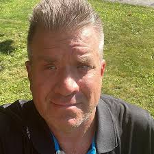 Can I change my Vista balcony room to a queen bed?