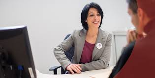 L'intitulé du poste, le lieu de travail, la nature du contrat et la durée de travail, le nom de l'entreprise si précisé, les 200 premiers caractères du descriptif du poste, la date de publication de l'offre. Travailler A Pole Emploi Pole Emploi Org