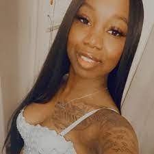 Debra Bomberger's Instagram, Twitter & Facebook