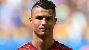 Cristiano ronaldo saç modelleri nasıl yapılır? Futbol Tarihinin Bugune Kadar Gordugu En Kotu 10 Sac Kesimi 6 Cristiano Ronaldo 90min