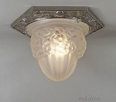 1930's three shade, single light interior ceiling fixture. Degue French Art Deco 1930 Plafonnier Flush Mount Ceiling Fixture In Excellent Condition Paravas Ebay Art Deco Glass Art Deco Lighting Art Deco Lamps