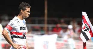 He is not known for being good or evil; Empresario De Hernanes Aponta Avanco Do Sao Paulo Em Negociacao Spfc Noticias