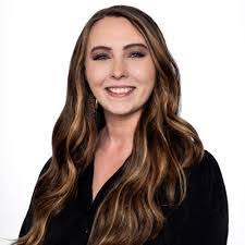 Magdalena Alba's Instagram, Twitter & Facebook