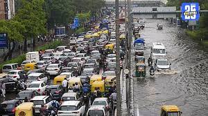 Pune Rain: पुण्यात धुव्वाधार…! पुणे-सोलापूर राष्ट्रीय महामार्ग पाण्याखाली, मोठी वाहतूक कोंडी, पावसामुळे जनजीवन विस्कळीत