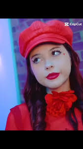 Ariel Allen's Instagram, Twitter & Facebook