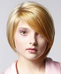 Model dan gaya rambut yang diusung juga tergolong indah, sehingga nyaman untuk dipandang.langsung saja simak berbagai gambar inspirasi tentang model rambut 2021 dengan judul 29+ trend rambut budak lelaki 2021, top! Potongan Rambut Yang Bergaya Untuk Rambut Pendek Untuk Muka Bulat