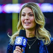 Amanda Back's Instagram, Twitter & Facebook