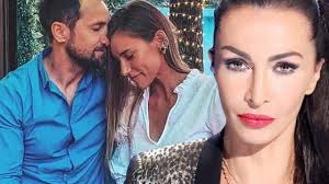 Mihaela radulescu si dani otil. Ce A Postat Mihaela RÄƒdulescu In Ziua NunÈ›ii Lui Dani OÈ›il ZambeÈ™te Le Oamenilor TriÈ™ti Impact