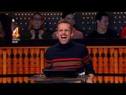 Maar neem contact met me op als er problemen met je. Gwen Patirck En Lenette Vs 100 Studenten In Weet Ik Veel Rtl Xl Youtube