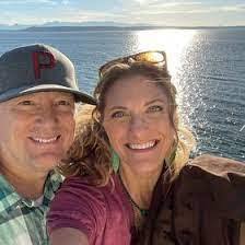 Christa Bates's Instagram, Twitter & Facebook