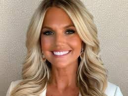 Abigail Derrick's Instagram, Twitter & Facebook