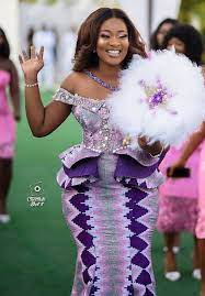 Pin By Merry Loum On Jour J African Lace Styles African Traditional Dresses African Dress Patterns