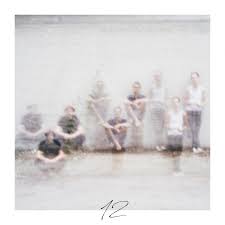 chorus c#m a e die vögel scheißen vom himmel c#m a e und ich schau dabei zu c#m a e und ich bin hier und alleine. Annenmaykantereit 12 Doppel Review Minutenmusik