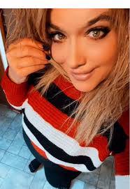 Stacey Pulley's Instagram, Twitter & Facebook