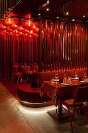 Miss Wong A Chinese Brasserie Of Cinematic Proportions In Laval Canada Yatzer Modern Chinese Interior Chinese Interior Restaurant Banquette