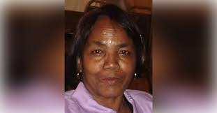 Shelly Lillie's Instagram, Twitter & Facebook