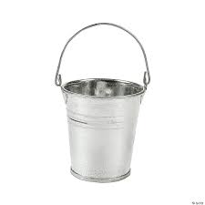Quality home, hearth, yard & garden products trusted since 1980! Mini Galvanized Metal Pails Oriental Trading