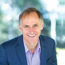 Steven Crago's Instagram, Twitter & Facebook