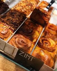 Leckere Zimtschnecken Von Zeit Fur Brot Lecker Lebensmittel Essen Zimtschnecken
