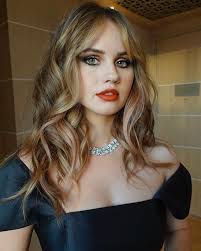 Would you like to know how to be irresistible to men? Hotcelebs On Twitter Debby Ryan Is So Irresistible And She Knows It