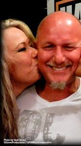 Video Promo Clip with Casey Rowe, , Owner of the *American Dream Hangout *  located in Omaha, Nebraska., The other chic kept forgetting to plug our  host and primary station,, Bikers Inner Circle. So, ...