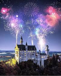 neuschwanstein castle germany courtesy of care4art check out our new website link in bio germany castles neuschwanstein castle beautiful castles