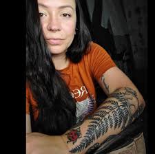 What is the identity of the large bug found in the office in San Rafael, CA?