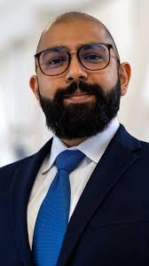 👋 Meet Dr. Patel! , Dr. Patel has recently joined our team as a surgical  oncologist who specializes in treating peritoneal surface malignancies. ,  He’s taking