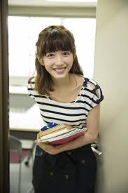 松田るかの詳細画像 3 27 ゼミで気になるあのコと急接近 これから始まる僕の大学生活に初夏のさわやかな風が吹いたんだ 撮影 唐木貴央 ヘア メイク 白石久美子 スタイリング 大橋みずな 編集協力 蒔田昭宏 scroll 松田るか ファッションアイデア 女の子