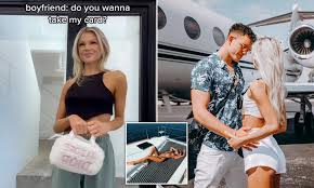 Inside the lavish life of a 25-year-old 'stay at home girlfriend' who lives  on her partner's dime | Daily Mail Online