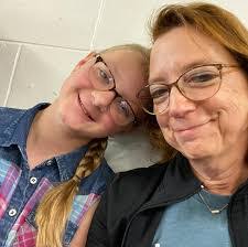 Becky Bayne's Instagram, Twitter & Facebook