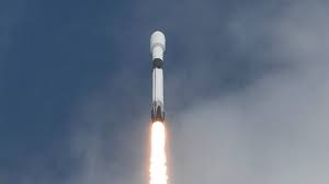 Four astronauts are set to launch aboard a spacex crew dragon capsule atop a falcon 9 rocket. Launch Day Here S What You Need To Know About Today S Spacex Launch