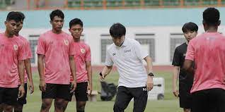 Shin tae yong sudah menjatuhkan pilihan. Deretan Pemain Muda Potensial Yang Tidak Dilirik Shin Tae Yong Bola Net
