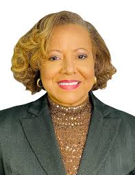 Rachelle Logan's Instagram, Twitter & Facebook