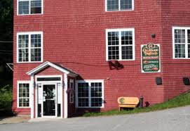 Maine Italian Restaurant Seafood Restaurant Pizzeria Steak Restaurant Sandwiches And Subs Catering And Banquet Facility Calzolaio Pasta Co Wilton Maine