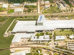 Esmaltec fabrica e doa componentes para 30 mil protetores faciais no  combate ao Coronavirus