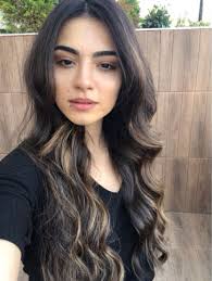 Actors In Their 30s With Black Hair Pin By Turkish Series Actors And Ac On Melisa Asli Pamuk Haircuts For Long Hair Long Indian Hair Hair Styles