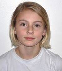 Grade 5s selling poppies to support veterans -