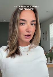 5 Summer Favorites for Stylish Looks and Accessories