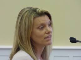 Fayetteville council split