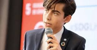 Aidan Gallagher: Tudo que você precisa saber sobre o ator de The Umbrella  Academy