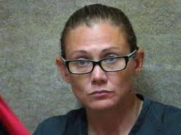 Tieton woman faces charges of second-degree robbery, assault