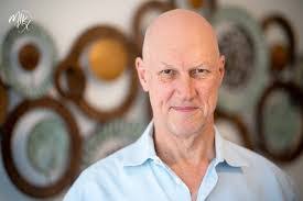 Lindsay Lovering's Instagram, Twitter & Facebook