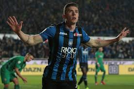 I was really happy when he came out for a reasonable price since i did khedira as well to link untrade ronaldo (yes yes i know lucky me). Der Fc Bayern Nimmt Robin Gosens Ins Visier Aktuelle Fc Bayern News Transfergeruchte Hintergrundberichte Uvm