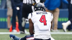 In 2021, watson will earn a base salary of $10,540,000, while carrying a cap hit of $15,940,000 and a dead cap value of $67,140,000. Texans Qb Deshaun Watson Tears Acl In Practice