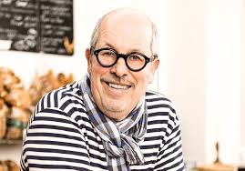 Ursula Moser (62): «Wir erreichen wöchentlich rund 500 armutsbetroffene  Menschen.»