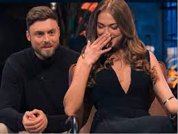Unter der kuscheldecke knutschen die beiden ganz zärtlich. Der Bachelor Rtl Mimi Luftet Geheimnis Das Ist Nach Dem Finale Passiert Promi Show