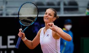 Oficiálně mezi profesionály vstoupila v sezóně 2009 a od té doby mezi ně jednoznačně patří. Pliskova Saves 3 Match Points To Oust Ostapenko Martic Advances In Rome